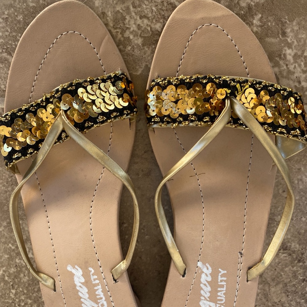 Beige sequence Indian party heel